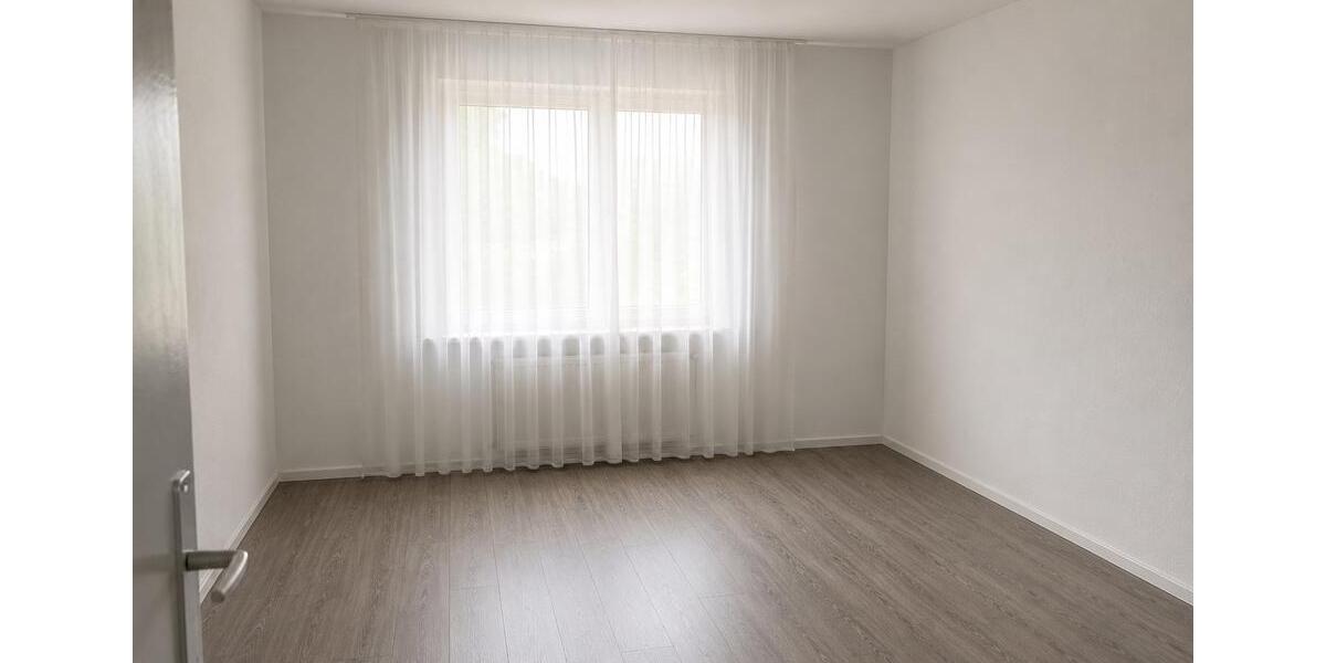 Etagenwohnung Hamm (Sieg) - 3 Zimmer, 82 m&sup2;, 190.000&euro; | Angebot:27157666