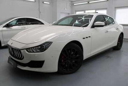Maserati Ghibli 118.564 km 26.490 &euro; Düsseldorf 40233