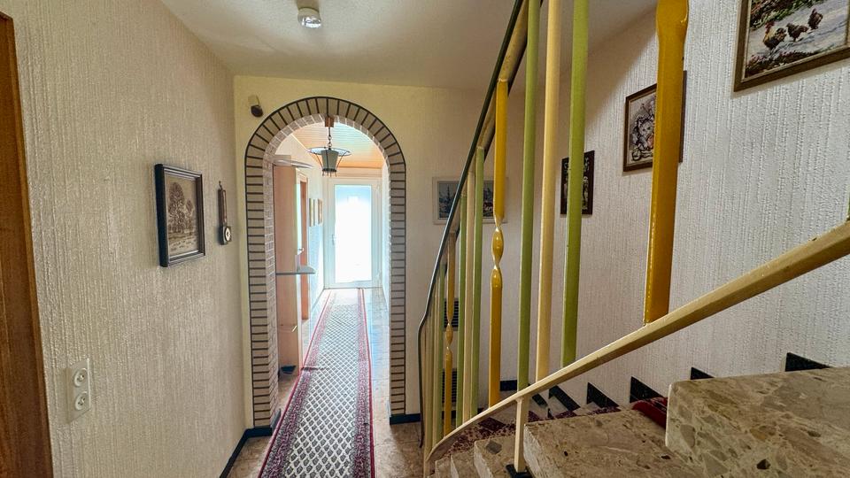 Einfamilienhaus Niederkrüchten - 7 Zimmer, 164 m&sup2;, 320.000&euro; | Angebot:27080107
