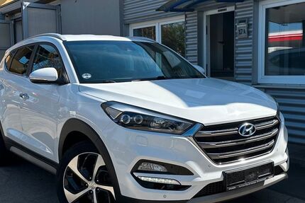 Hyundai TUCSON 66.000 km 16.490 &euro; Cham 93413