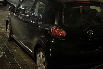 Toyota Aygo (X) 34.000 km 5.990 € Düsseldorf 40211