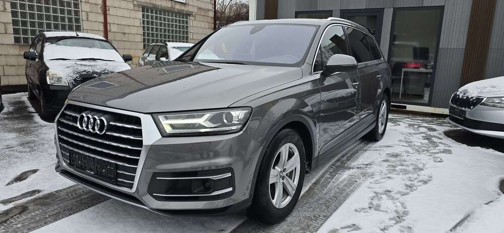 Audi Q7 199.900 km 24.800 € Würzburg 97076