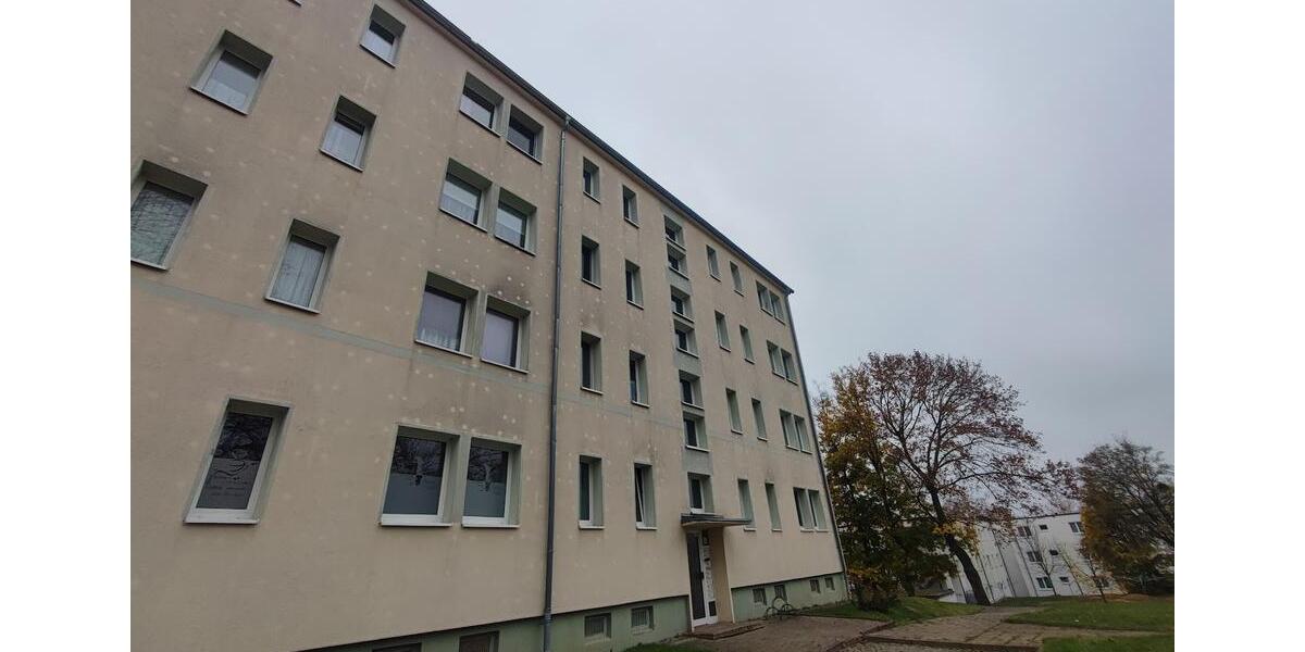 Etagenwohnung Sangerhausen - 2 Zimmer, 45 m&sup2;, 270&euro; | Angebot:26662547