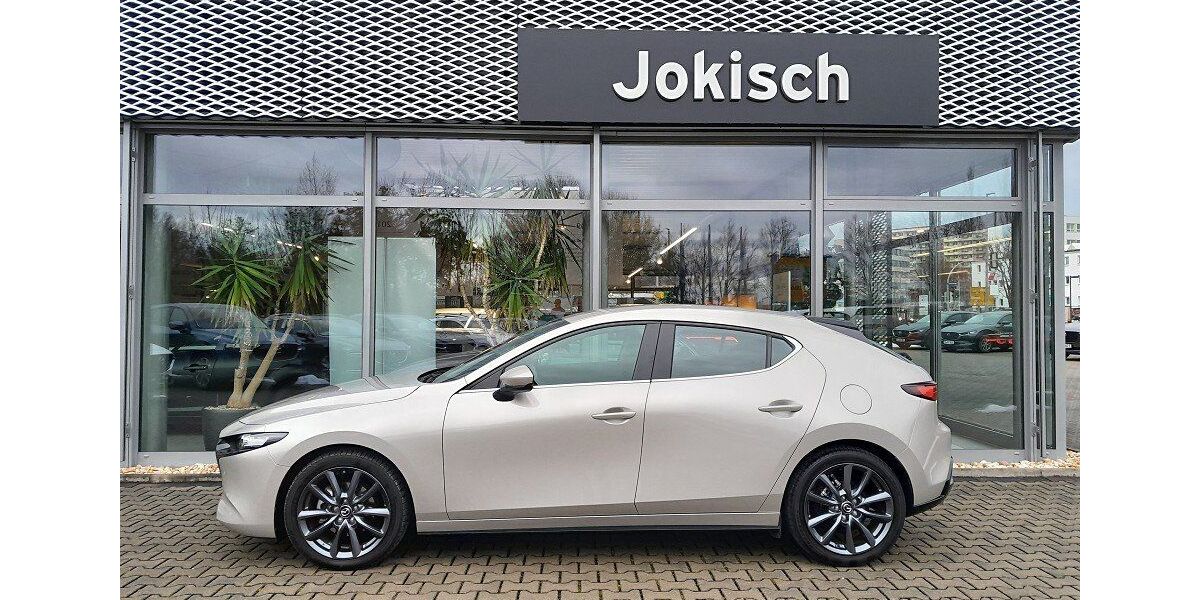 Mazda 3 3.167 km 25.930 &euro; Gera 07546