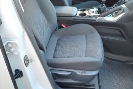 Peugeot 3008 132.000 km 5.500 &euro; Niederwerrn 97464