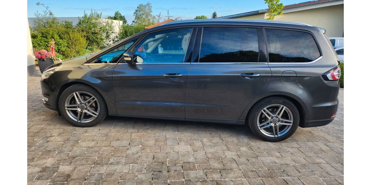 Ford Galaxy 148.800 km 14.900 &euro; Ziemetshausen 86473