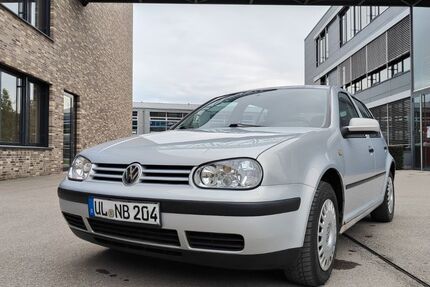 VW Golf 199.000 km 990 &euro; Ehingen 89584