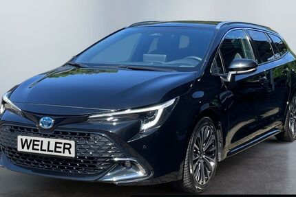 Toyota Corolla 17.588 km 28.345 &euro; Herford 32049