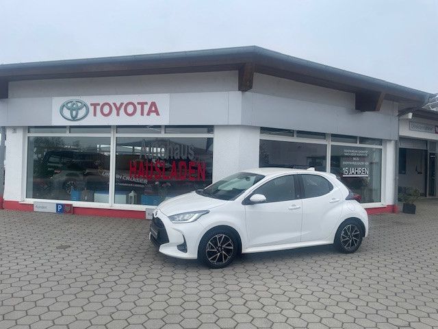 Toyota Yaris 58.000 km 17.500 &euro; Cham 93413