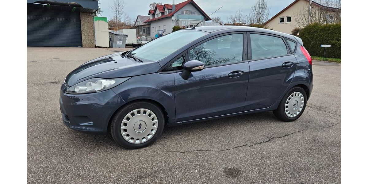 Ford Fiesta 246.688 km 2.700 &euro; Rot am See 74585