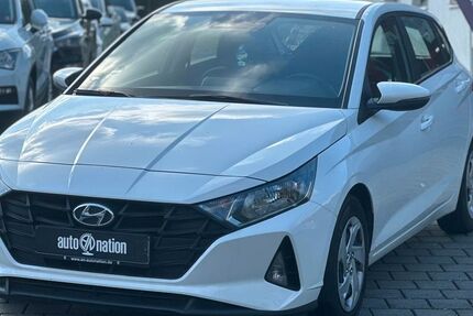 Hyundai i20 28.100 km 12.500 € Langerwehe 52379