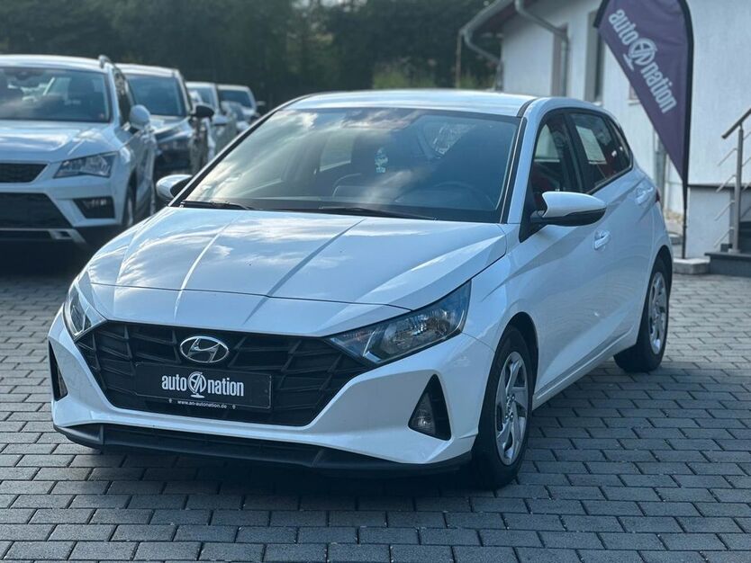 Hyundai i20 28.100 km 12.500 € Langerwehe 52379