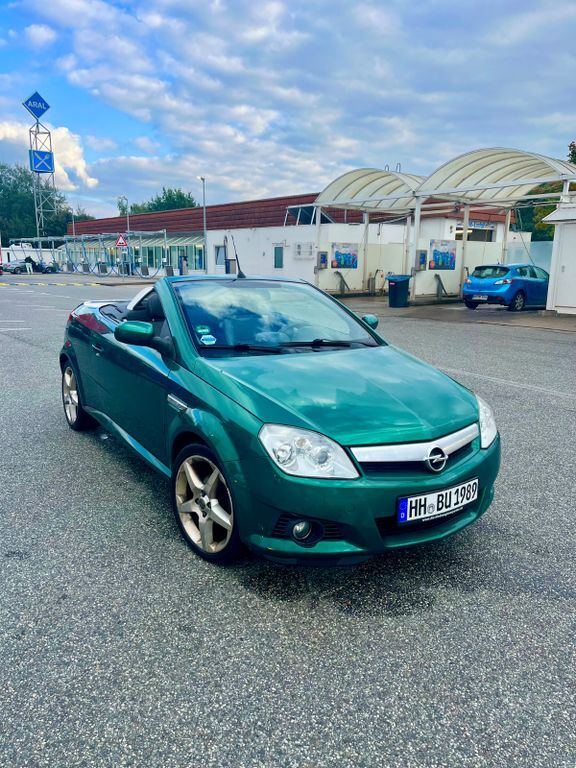 Opel Tigra 198.000 km 3.100 € Hamburg 21033