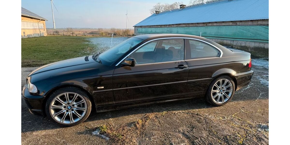 BMW 330 341.375 km 5.750 &euro; Mallnow 15326