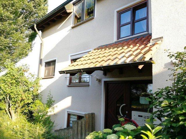 Hochparterre Brackenheim - 3.5 Zimmer, 84 m&sup2;, 335.000&euro; | Angebot:26337452