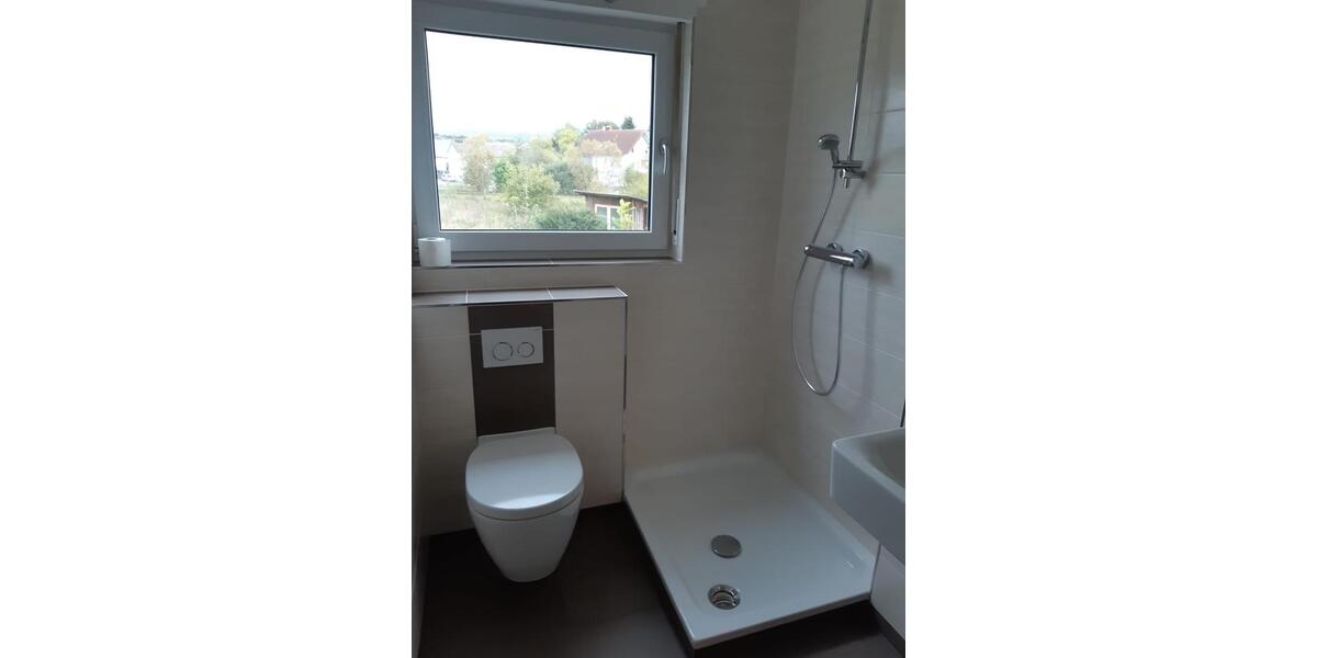 Erdgeschoßwohnung Mücke - 4 Zimmer, 98 m&sup2;, 700&euro; | Angebot:26412899
