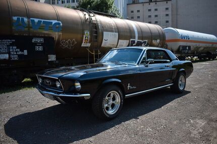 Ford Mustang 75.000 km 36.500 &euro; Hameln 31787