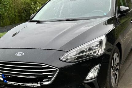 Ford Focus 93.500 km 15.150 &euro; Daun 54550