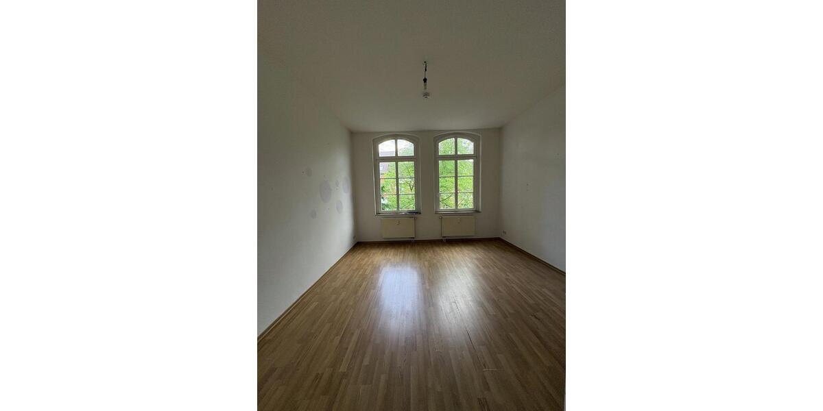 Etagenwohnung Jüterbog - 3 Zimmer, 91 m&sup2;, 600&euro; | Angebot:26664640