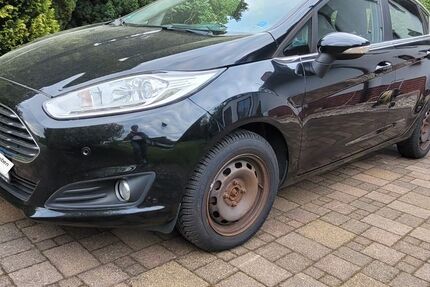 Ford Fiesta 121.131 km 4.500 &euro; Döbern 03159