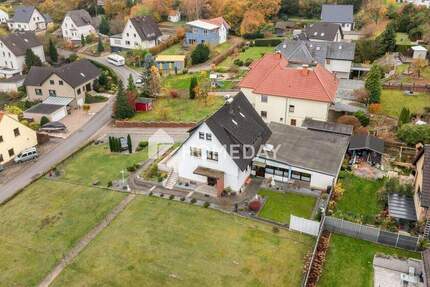 Wohnen unter einem Dach: Großzügiges ZFH mit Garten & Garage in Hiddenhausen-Schweicheln 8 zimmer