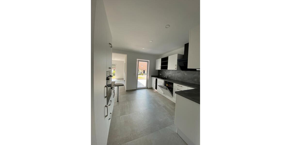 Einfamilienhaus Hohenroth - 5 Zimmer, 137 m&sup2;, 1.450&euro; | Angebot:26462337