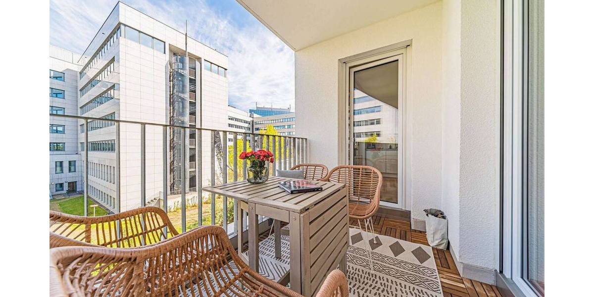 Etagenwohnung Frankfurt am Main Niederrad - 2 Zimmer, 60 m&sup2;, 2.200&euro; | Angebot:26289463