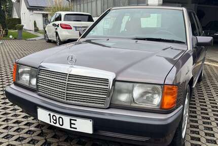 Mercedes-Benz 190 186.000 km 9.450 &euro; Krefeld 47809
