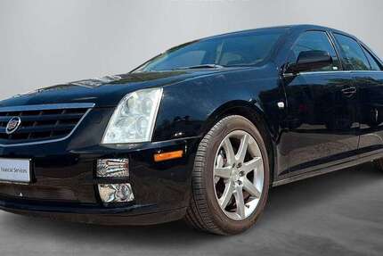 Cadillac STS 141.000 km 6.790 &euro; Weinstadt 71384