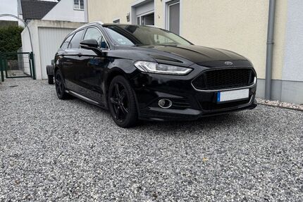 Ford Mondeo 165.050 km 13.000 € Dortmund 44359