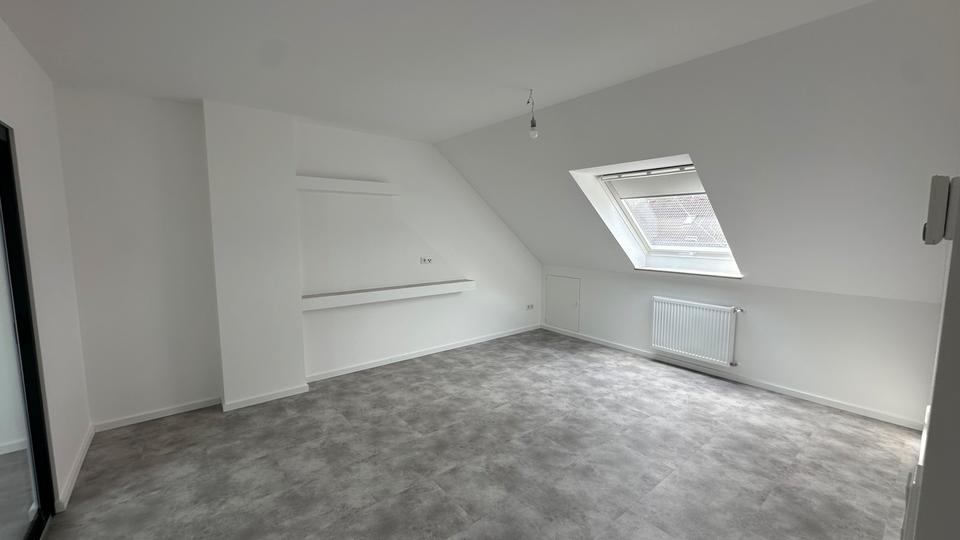 Dachgeschoßwohnung Bad Sassendorf - 2 Zimmer, 39 m&sup2;, 400&euro; | Angebot:26038760