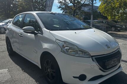 Peugeot 208 24.000 km 5.590 &euro; Heppenheim 64646