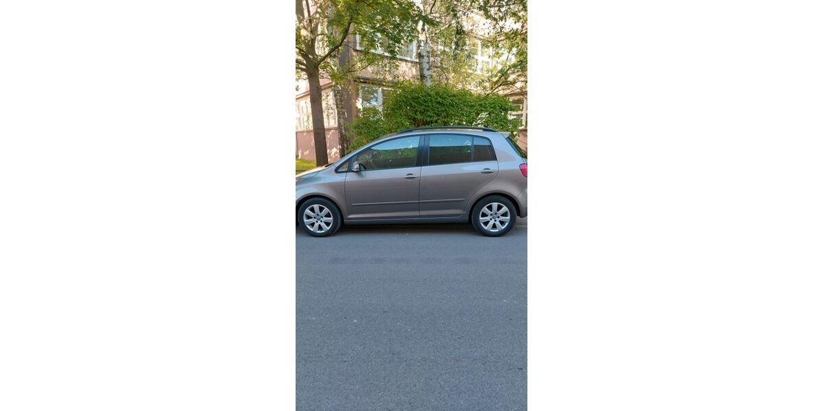 VW Golf Plus 177.000 km 3.800 &euro; Chemnitz 09126