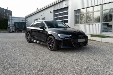Audi quattro 6.800 km 72.900 &euro; Reutlingen / Betzingen 72770