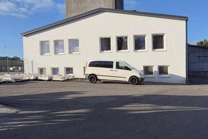 Gewerbeimmobilie – Lagerhalle mit Büro, Sozialräumen in Brokstedt zimmer