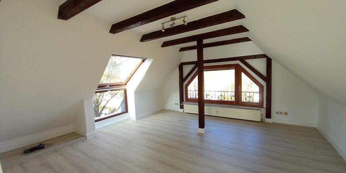 Etagenwohnung Crimmitschau - 3 Zimmer, 54 m&sup2;, 359&euro; | Angebot:25601982