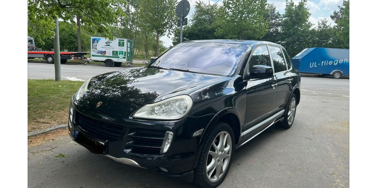 Porsche Cayenne 252.000 km 7.999 &euro; München 80937