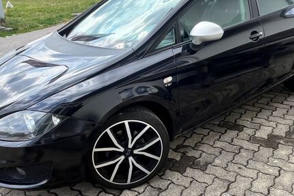 Seat Leon 246.000 km 2.690 &euro; Triftern, Furth 84371