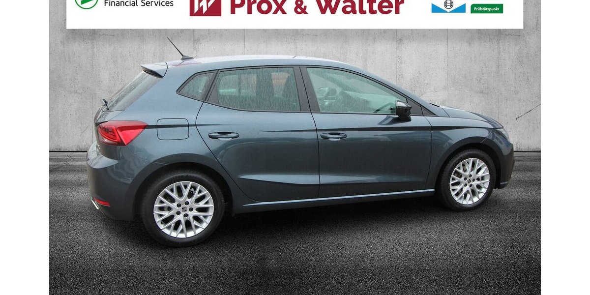Seat Ibiza TSI OPF FR Sport NAVI+LED+WINTER-PAKET+ALU 17.443 km 18.590 &euro; Hagenow 19230