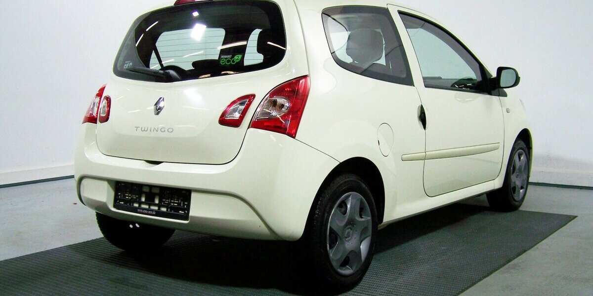 Renault Twingo Liberty+KLIMA+ALLWETTERREIFEN+FALTDACH 87.456 km 4.341 &euro; Hamburg 22119