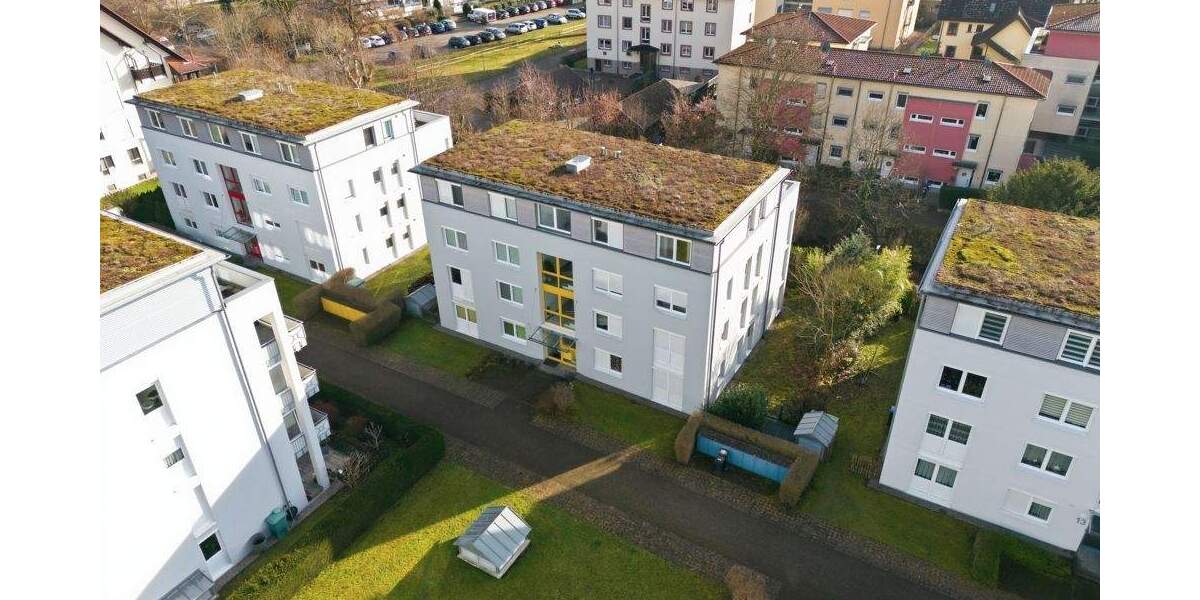 Großzügige 4-Zimmer-Wohnung mit Balkon im 1. OG - Ideal für Familien 4 zimmer