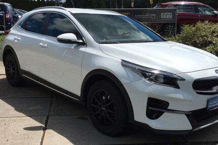 Kia XCeed 98.436 km 15.990 &euro; Neuensalz - Mechelgrün 08541
