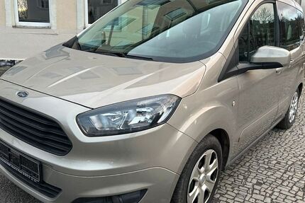 Ford Tourneo Courier 104.000 km 7.499 &euro; Dresden 01239