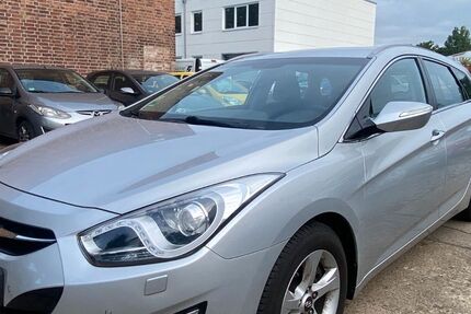 Hyundai i40 64.000 km 8.490 &euro; Berlin-Lichtenberg 10365