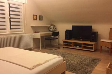 1,5 Zimmer voll möbliert in eigenen Stock mit eigenem Bad