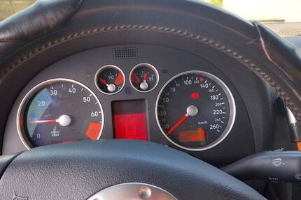 Audi TT 176.300 km 4.500 &euro; Meinerzhagen 58540