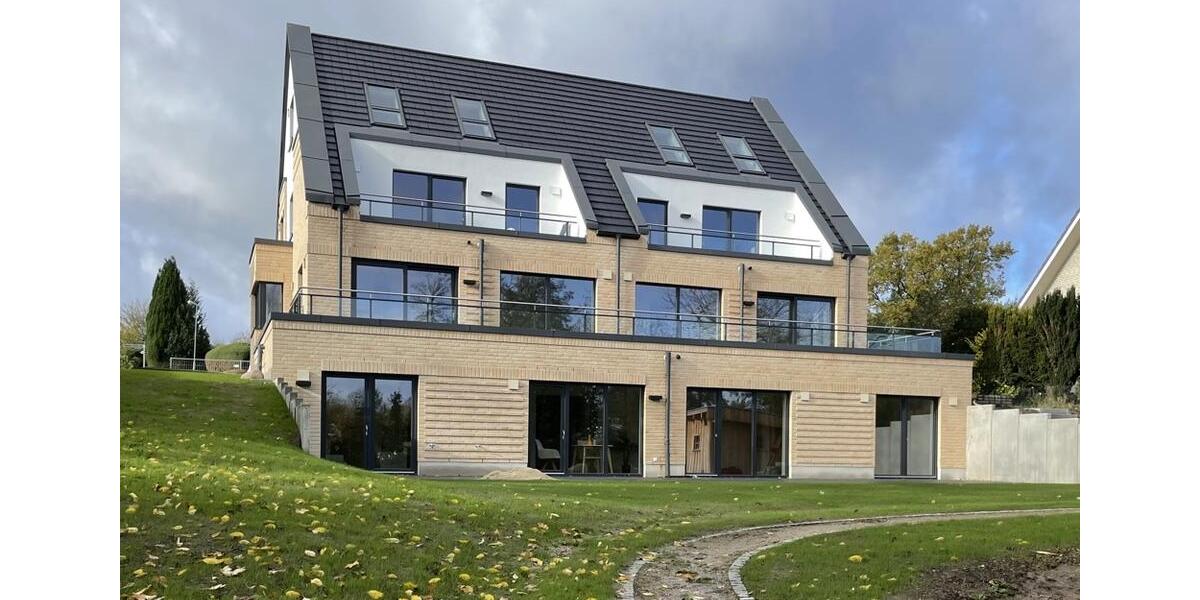 Etagenwohnung Reinfeld (Holstein) - 2 Zimmer, 103 m&sup2;, 1.740&euro; | Angebot:24506127