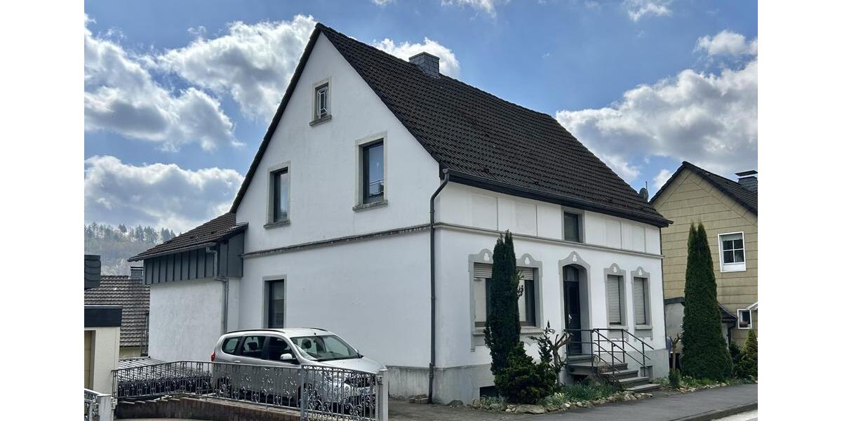Dachgeschoßwohnung Attendorn - 3 Zimmer, 83 m&sup2;, 725&euro; | Angebot:26297024