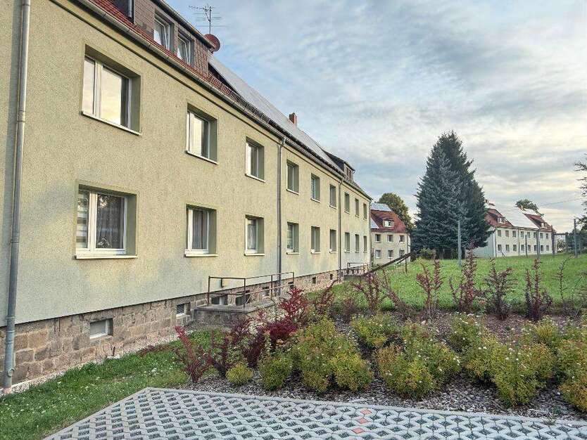 Wohnung zum Mieten in Mülsen 405 € 64.03 m²
