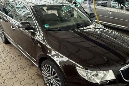 Skoda Superb 278.741 km 7.900 € Seelze 30926